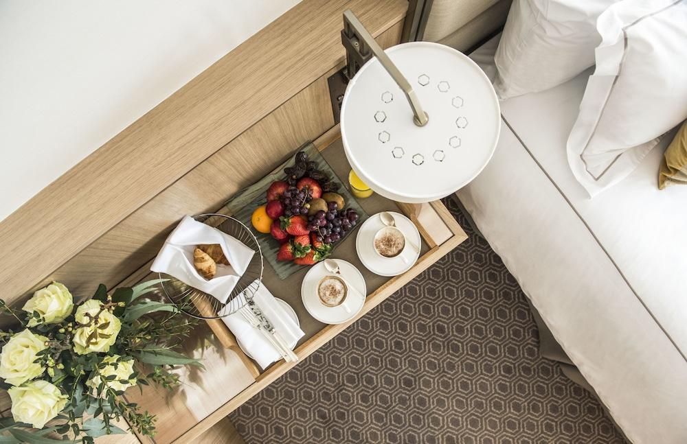 Royal Lancaster Hotel 5*