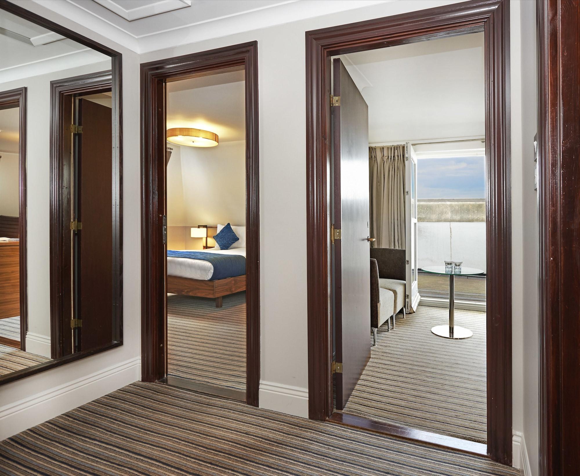 Doubletree By Hilton - Docklands Riverside Hotel