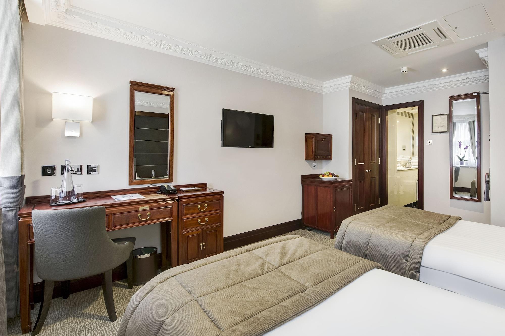 Fitzrovia Hotel 4*