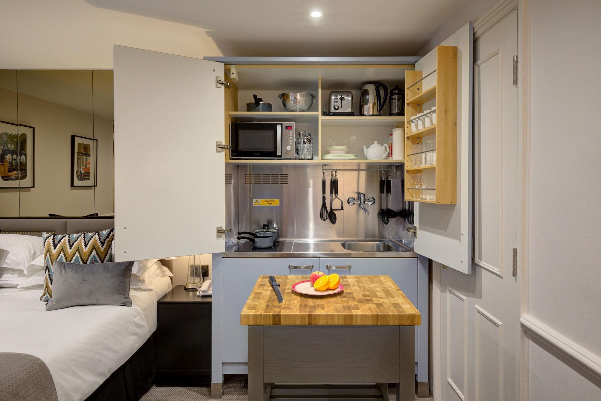 Collingham Serviced 4*