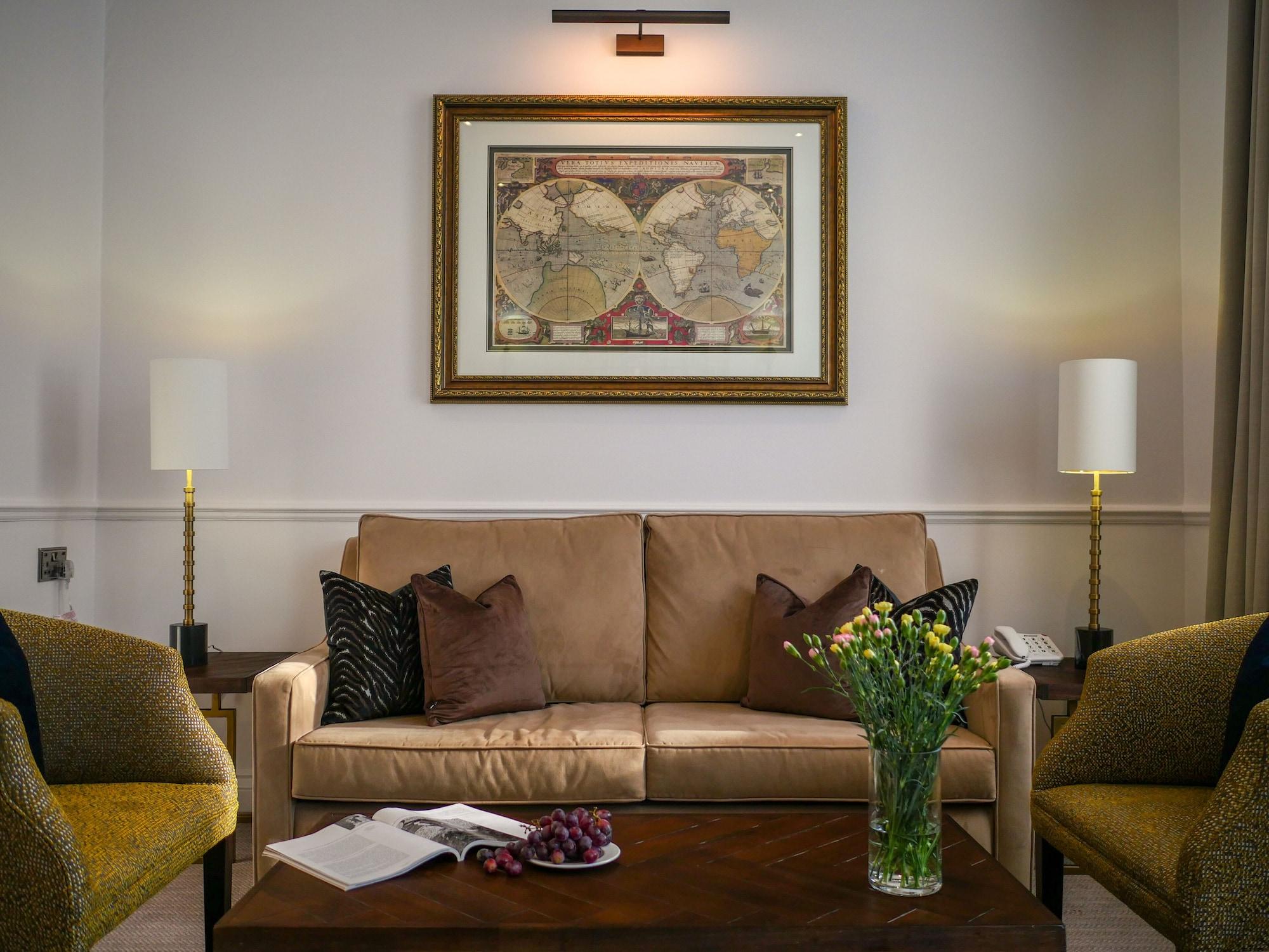 Collingham Serviced Aparthotel London