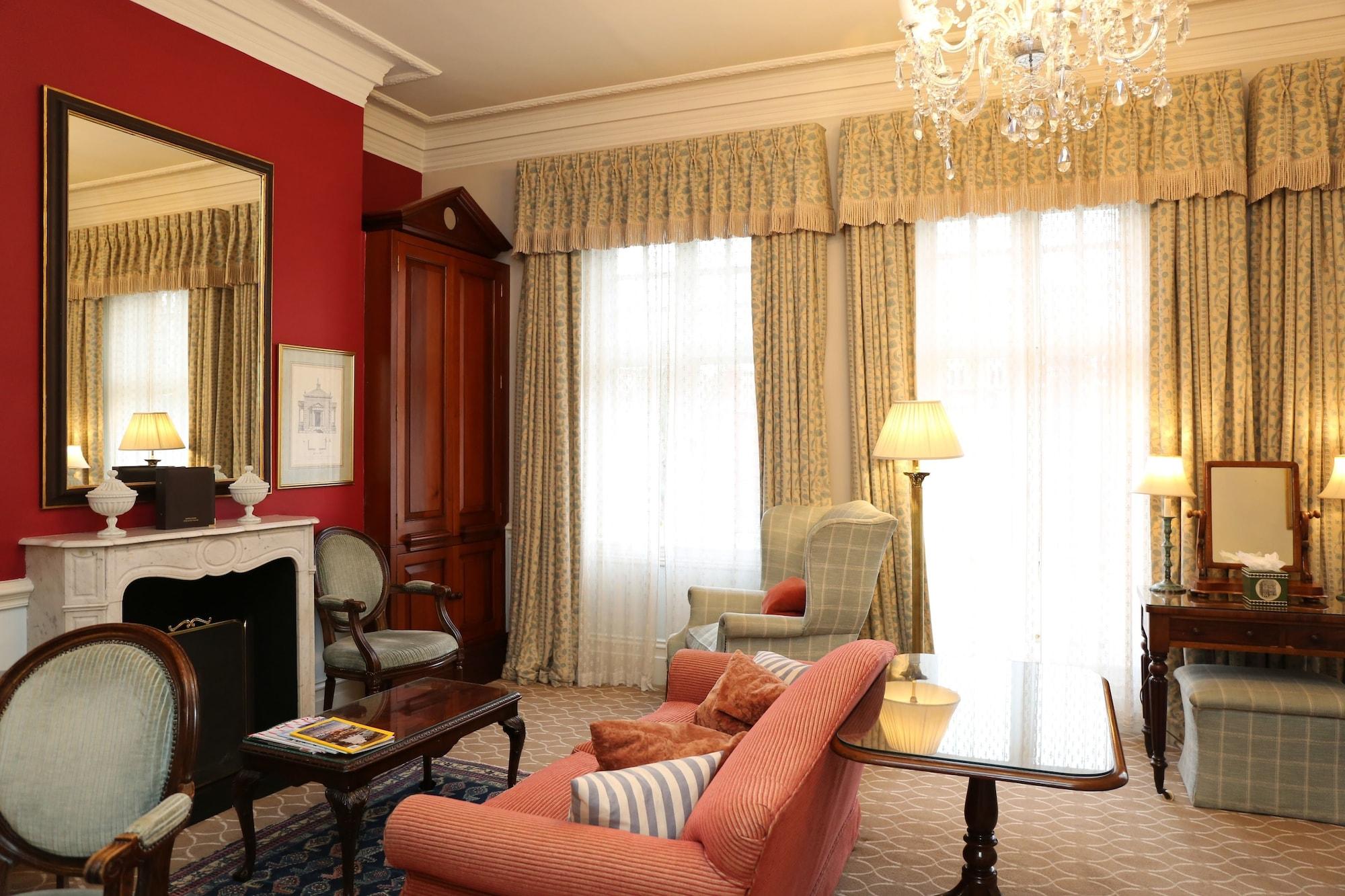 The Chelsea Townhouse By Iconic Luxury