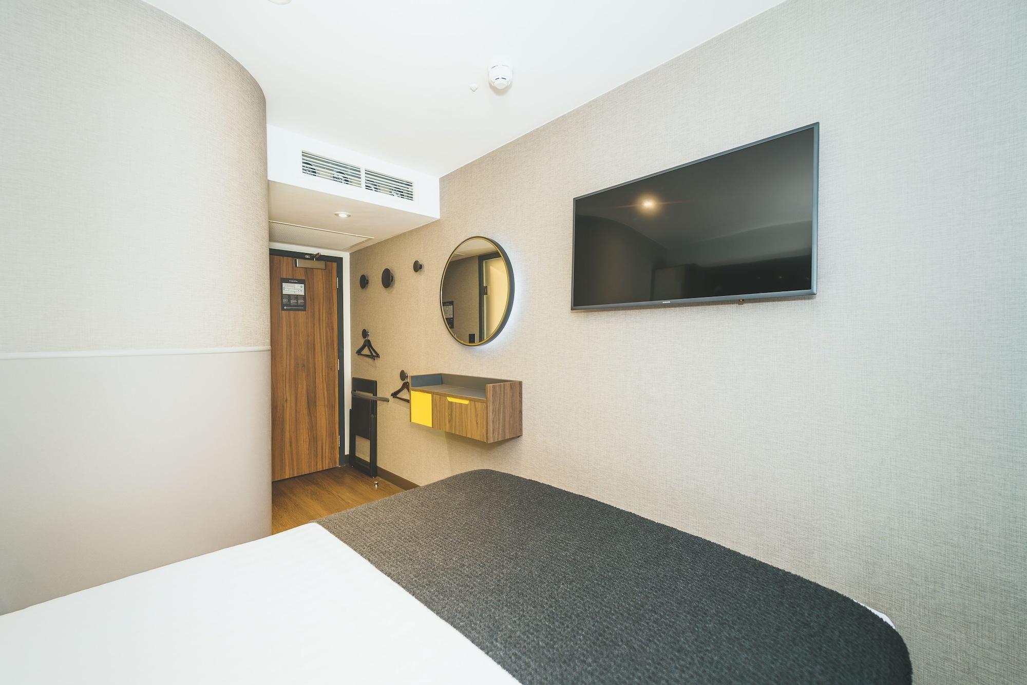 Point A Liverpool Street 3* London