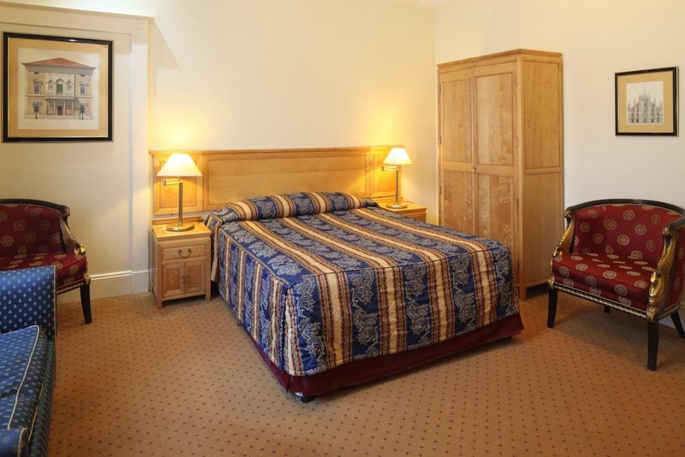 Grange Lancaster 3*