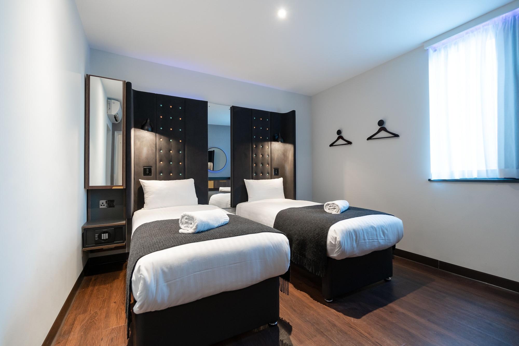 Hotel Point A Liverpool Street London