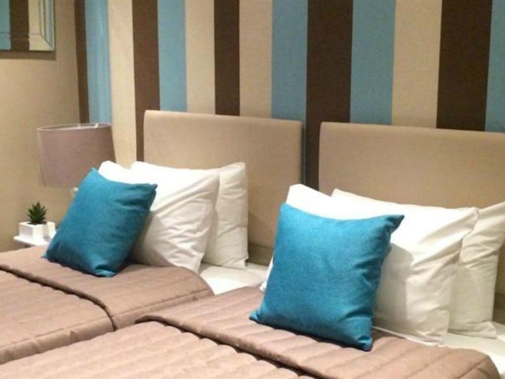 Hotel Ravna Gora London