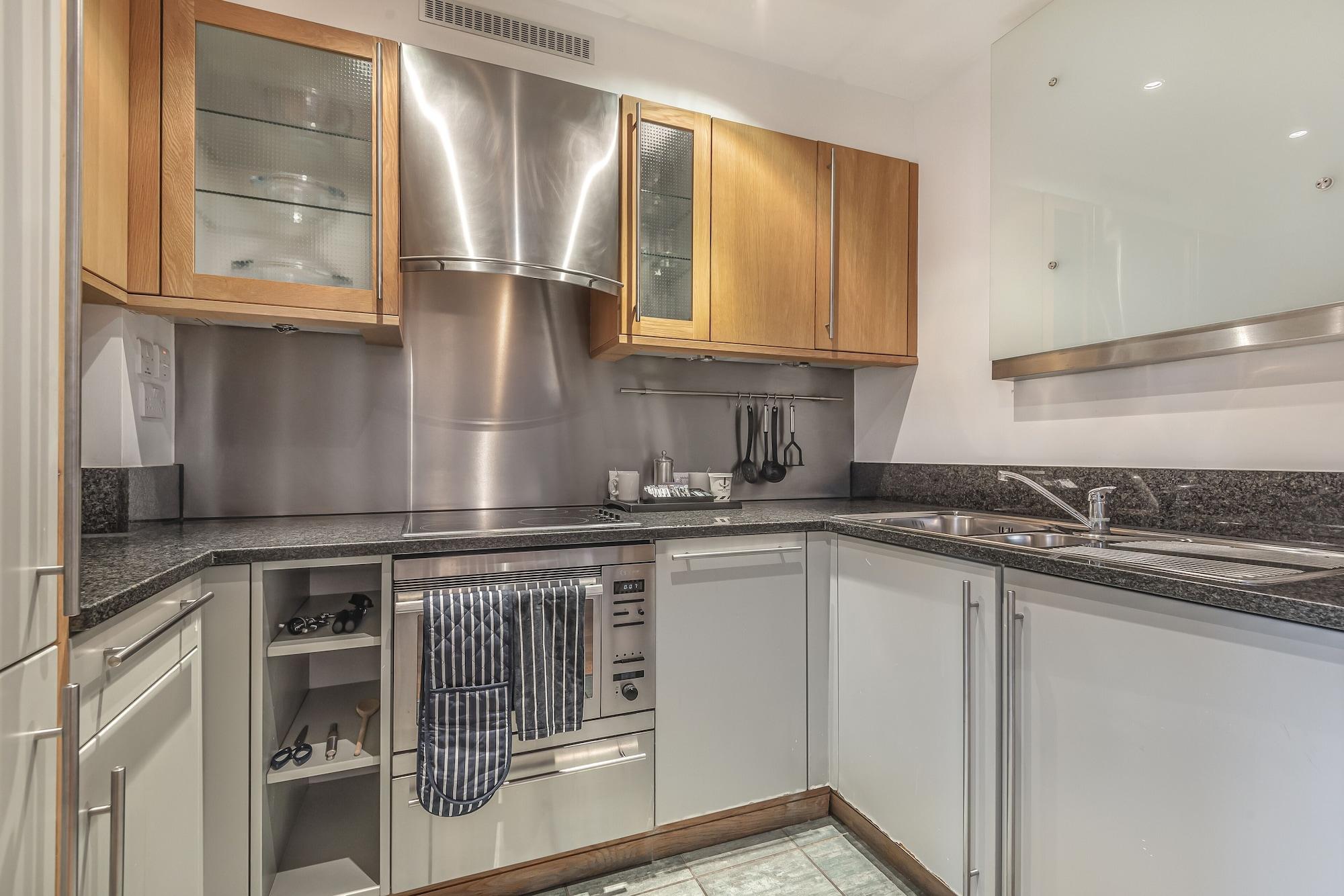 The Kings Wardrobe Serviced By Bridgestreet Apartment London