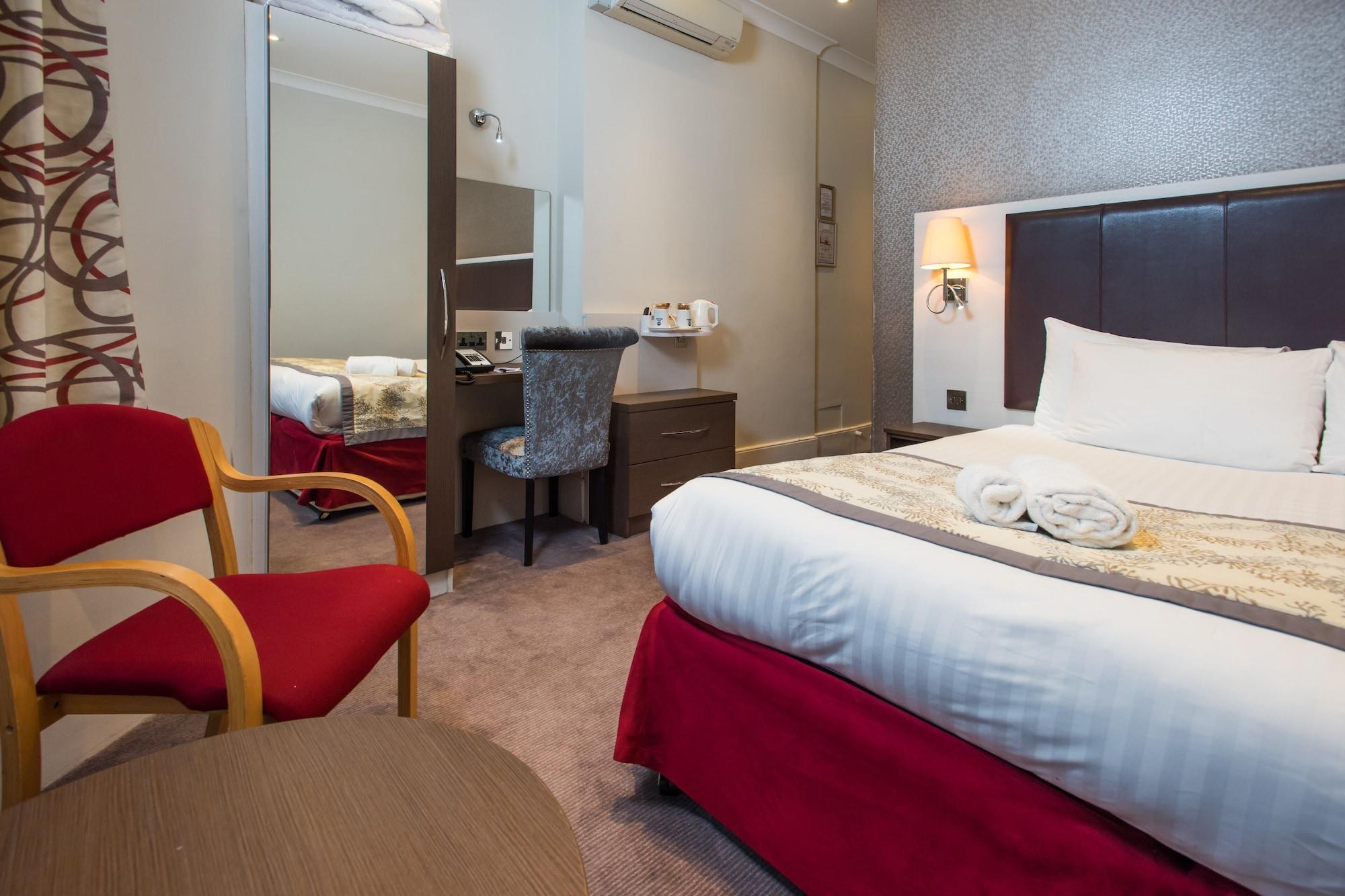 Hotel Western Chiswick Palace&suites 3*