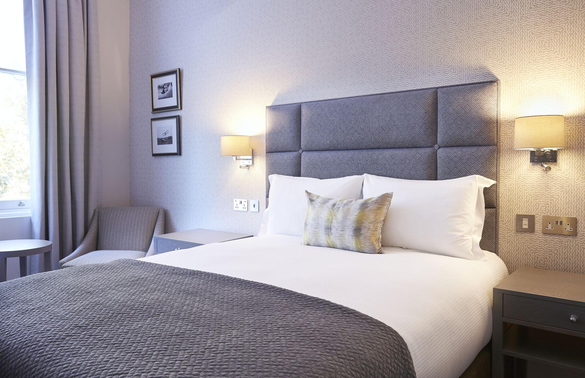 Fifty-four Boutique Hotel
