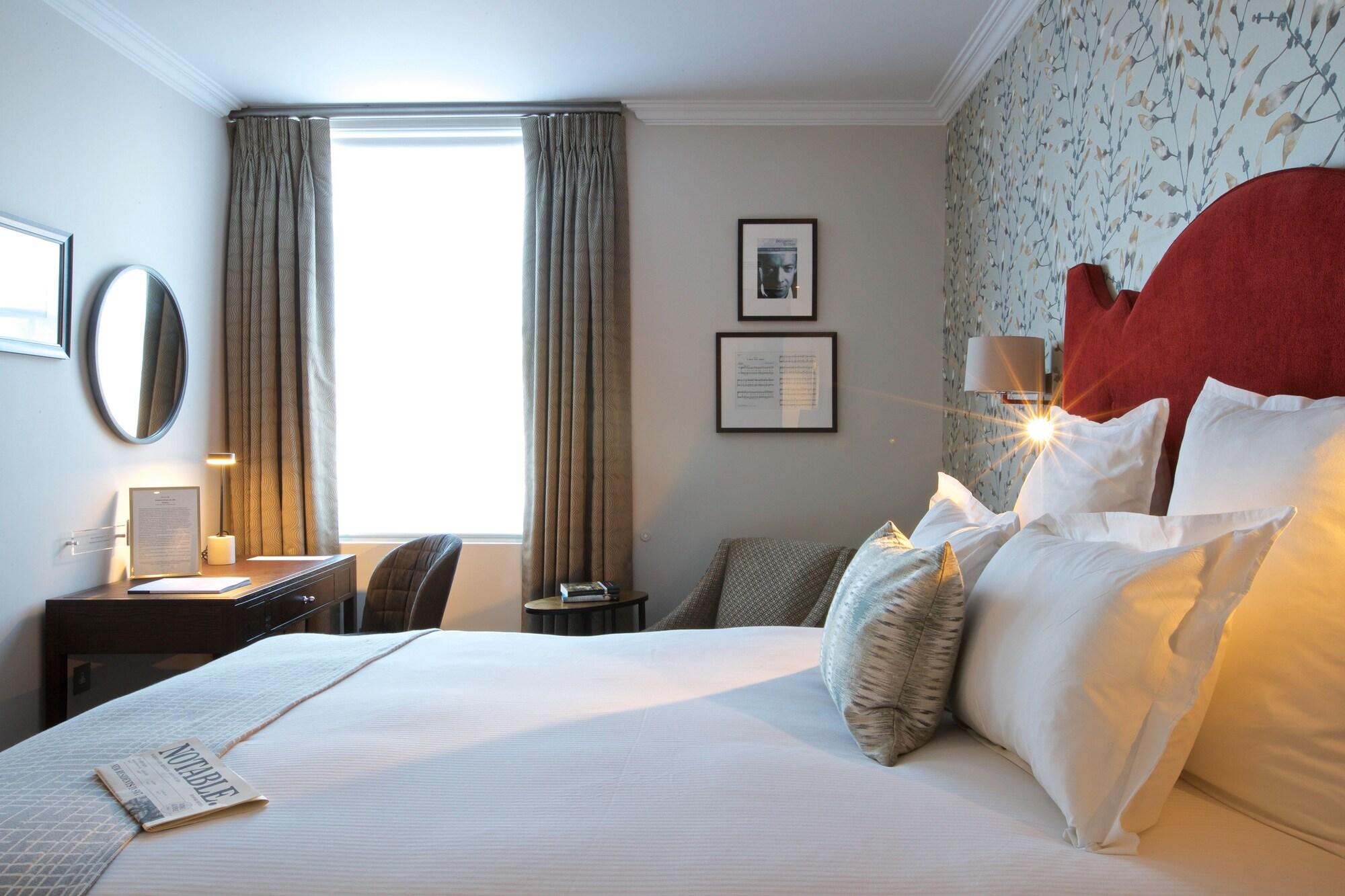 Fifty-four Boutique Hotel London