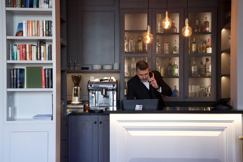 Fifty-four Boutique 4* London