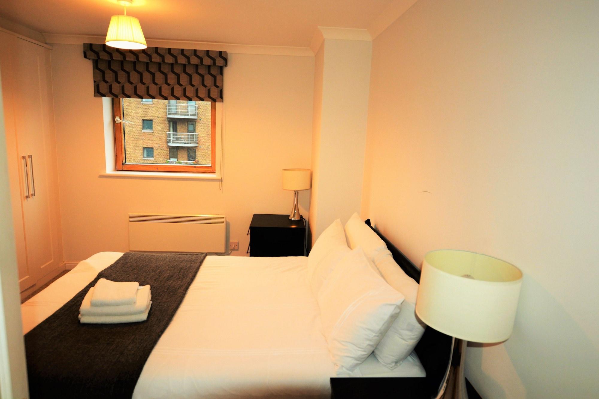 Zen - Docklands Apartment *