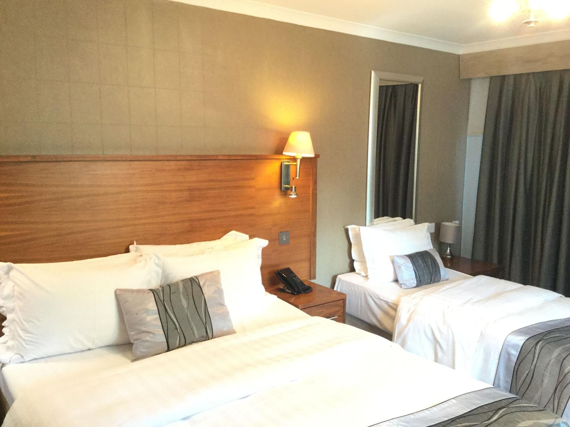 The New Carlton London
