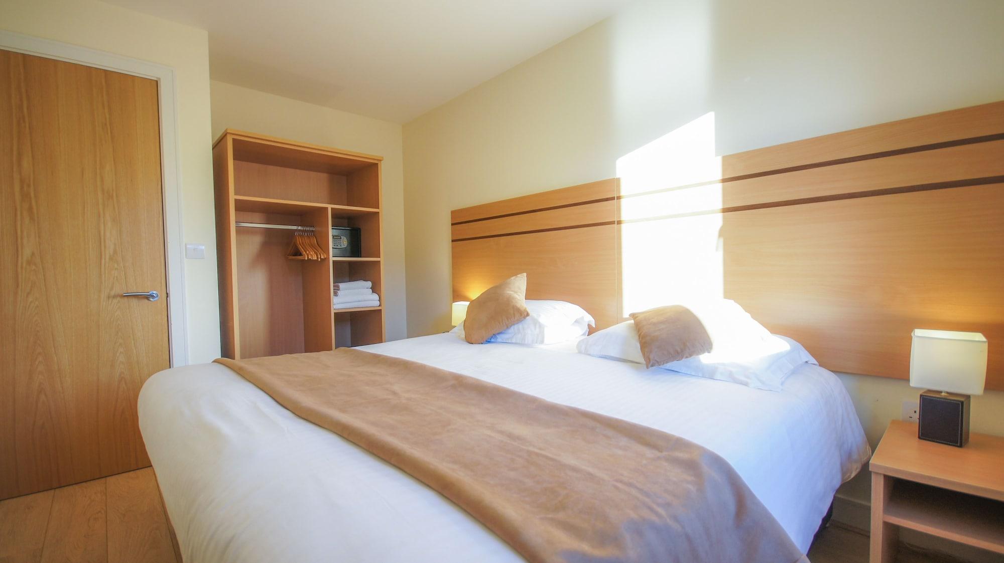 Apartment Crompton Court