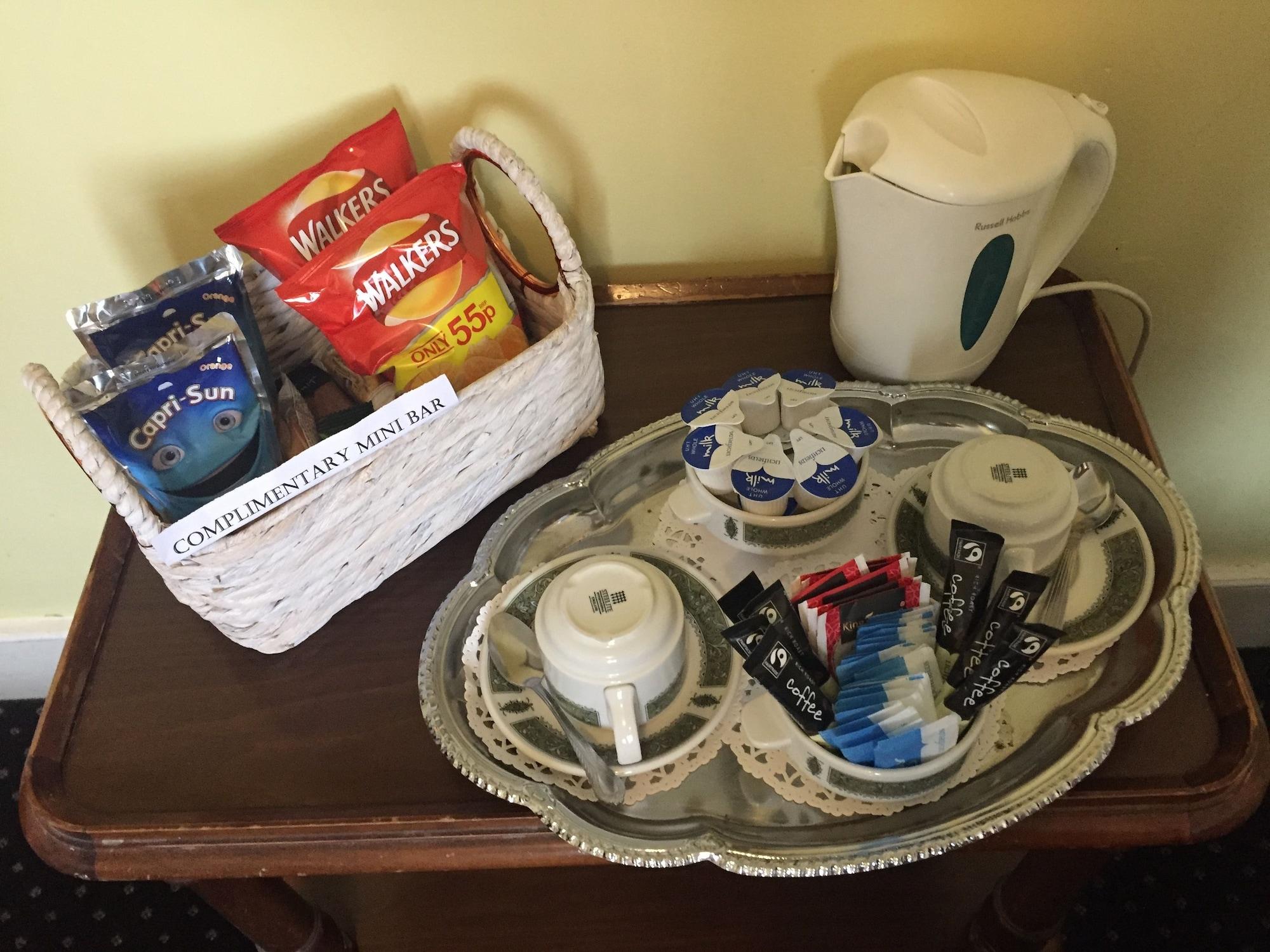 Acomodação com café da manhã  Albany 2*
