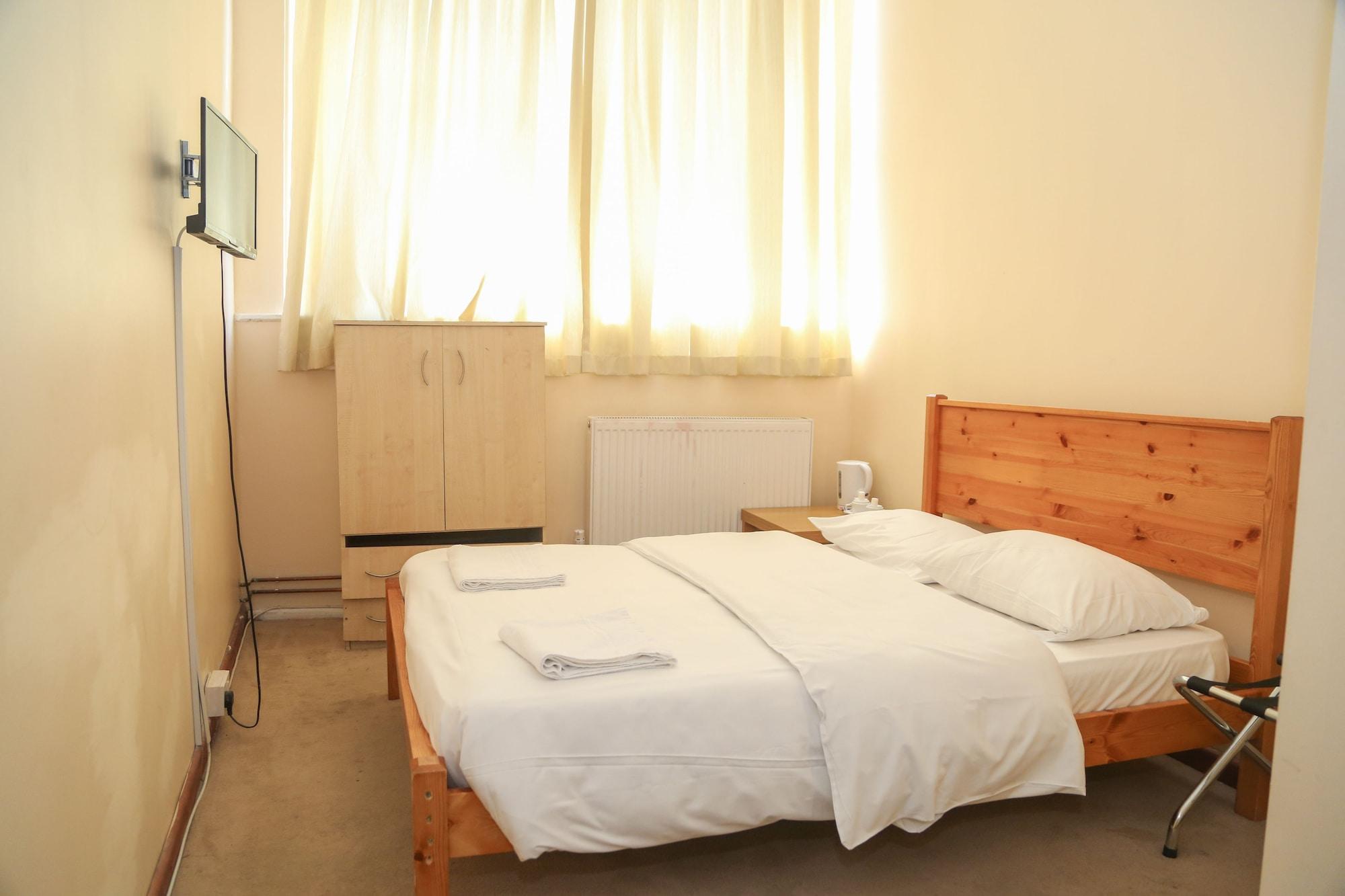 Shelton Hotel, Finsbury Park 3* London