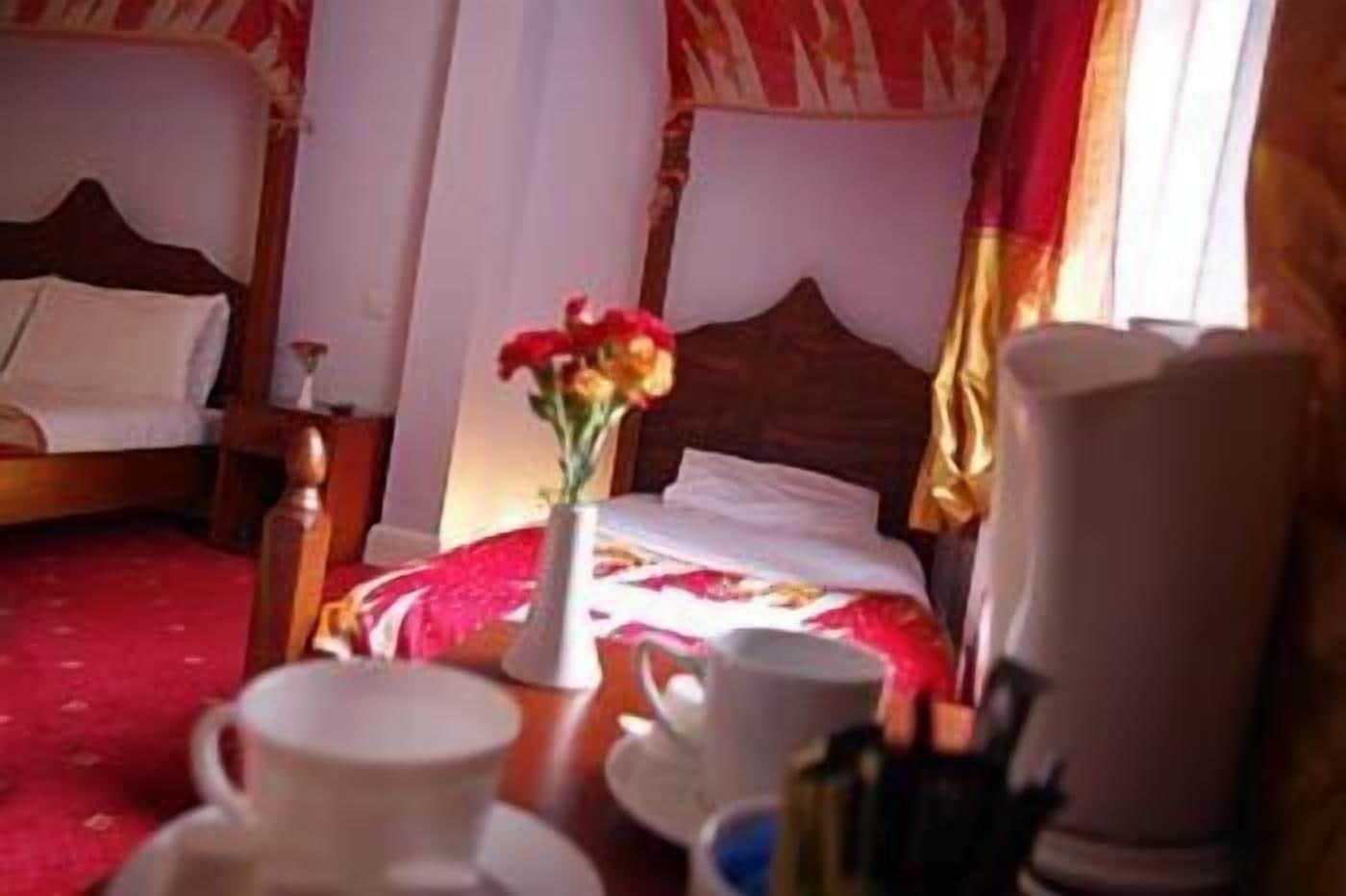 Islington Inn 3*
