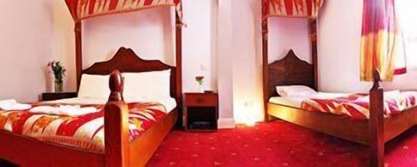 Inn Islington 3*
