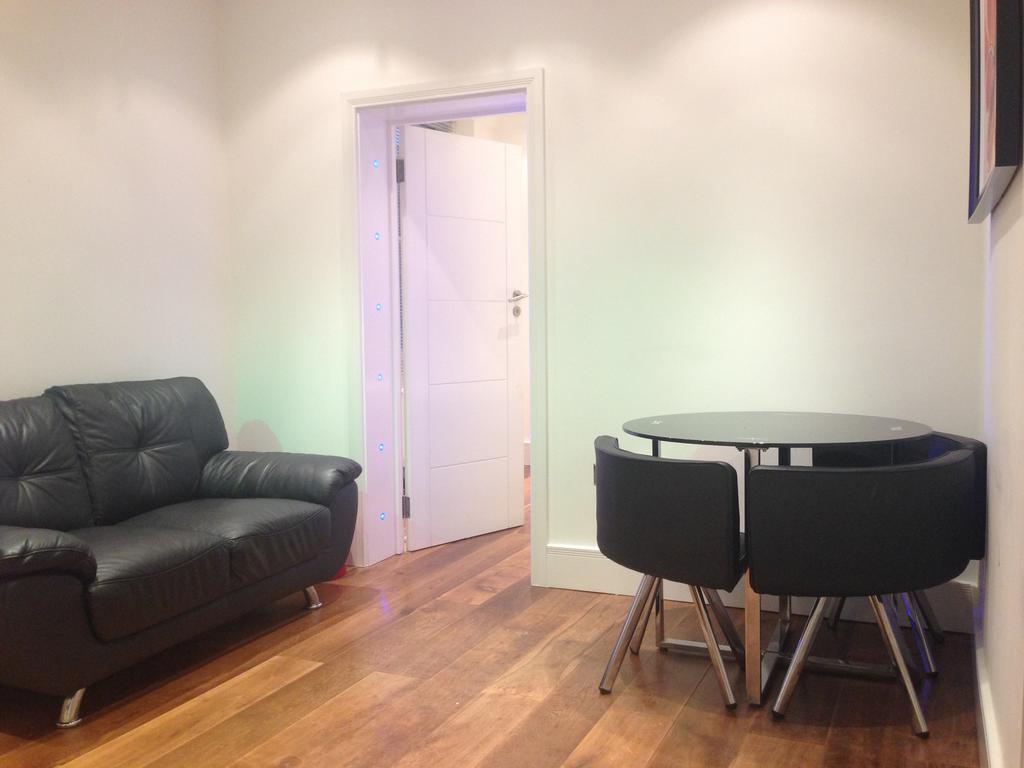 Apartment Hyde Park