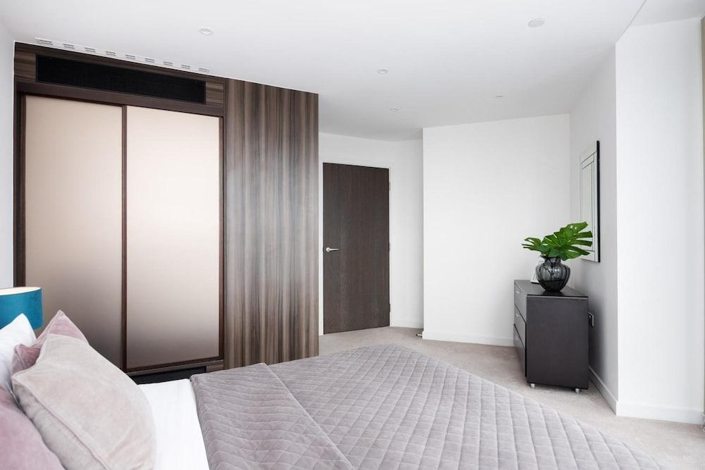 Lexicon Book House Apartment *