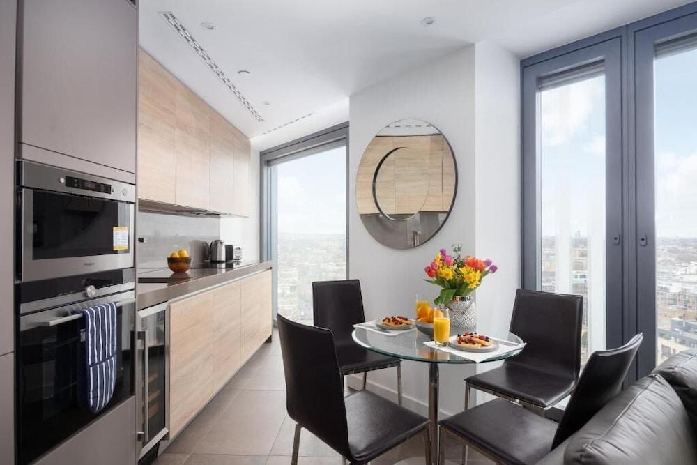 Lexicon Book House Apartment