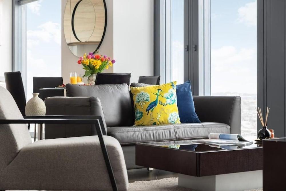 Apartment Lexicon Book House