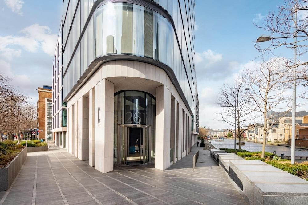 Apartment Lexicon Book House *