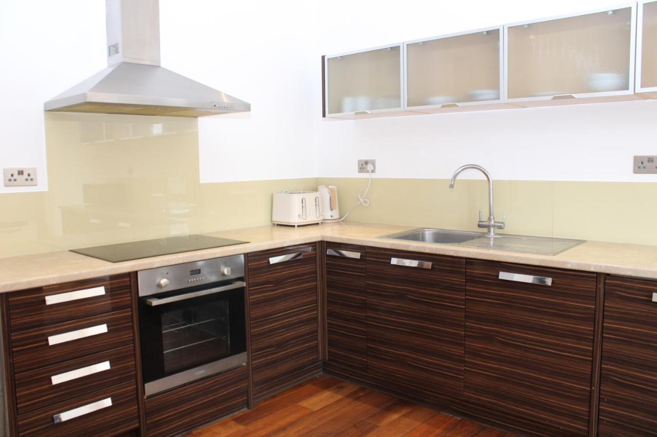Sloane Square Apartment