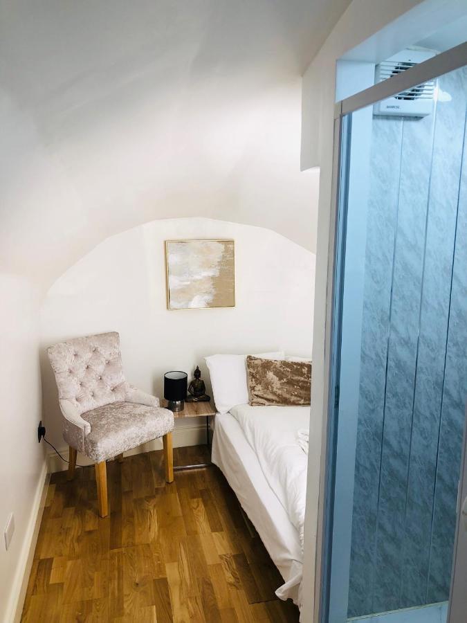 Southern Belgravia Apartment *