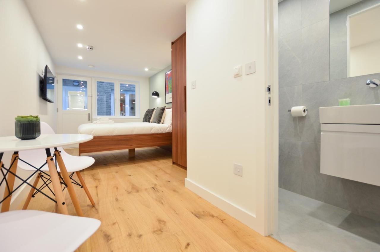 Shepherds Bush Serviced By Concept * London