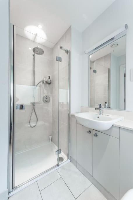 3 Benbow Mews Apartment London