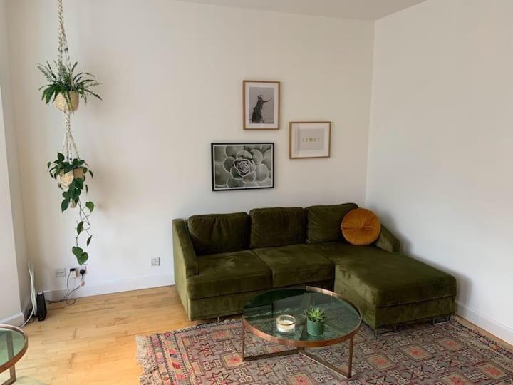 Lovely Spacious 1-bedroom Flat In Tufnell Park Close To Apartment London