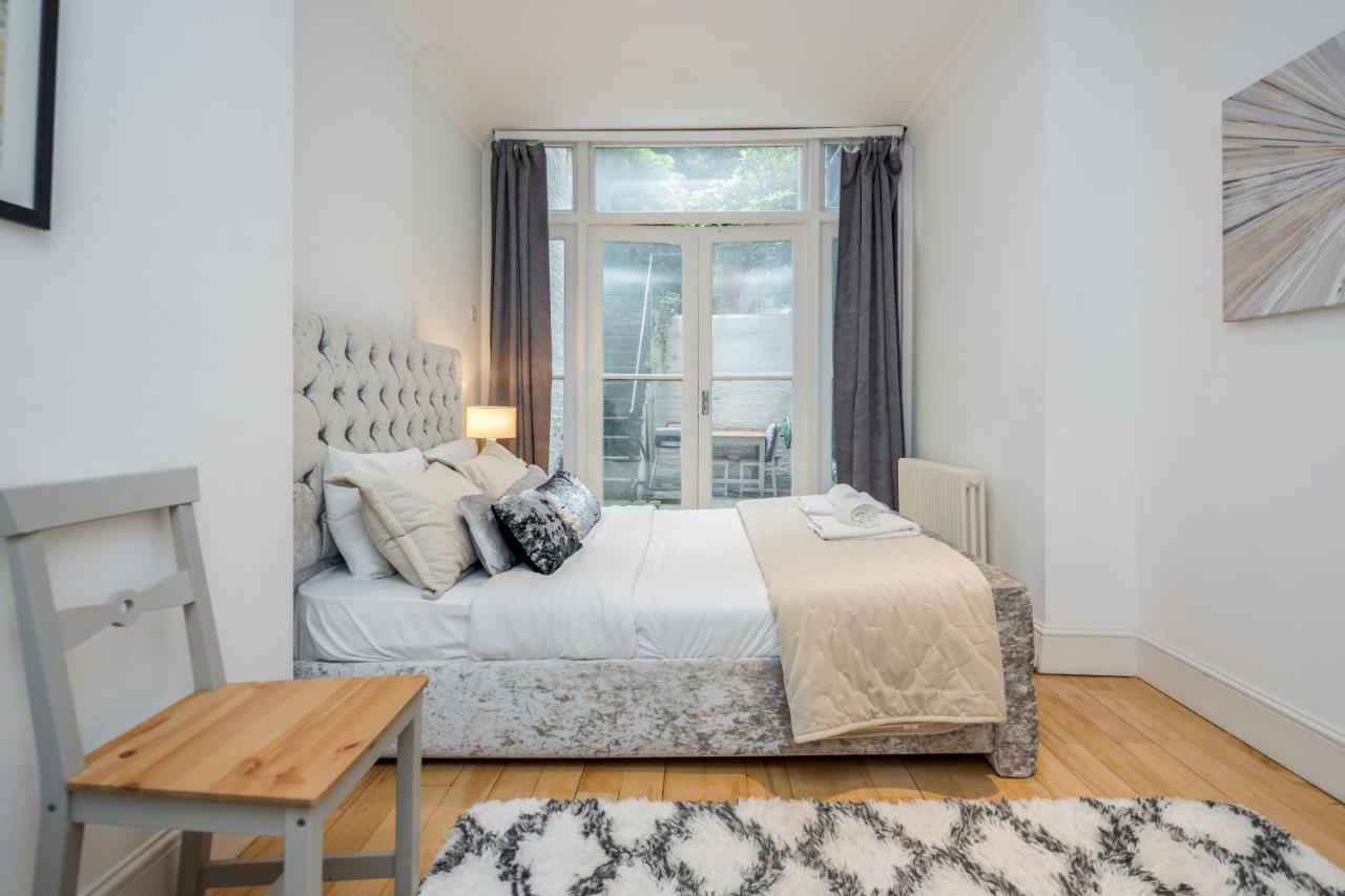 Nevern Square Earl's Court 2 Bed Apartment *
