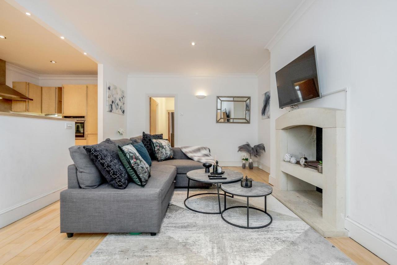 Nevern Square Earl's Court 2 Bed Apartment *