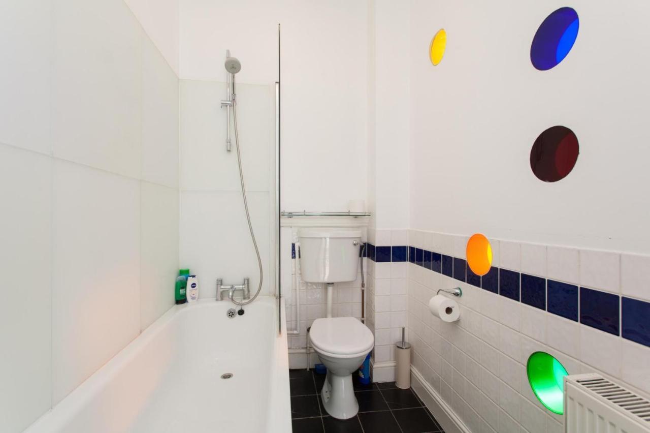 Large Shoreditch 2dbl Bed Loft London