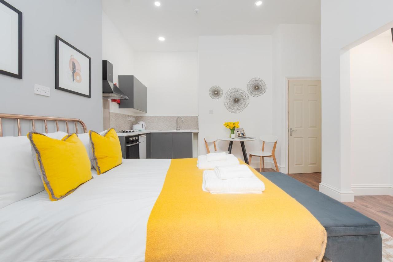 Earl's Court By Capital * London