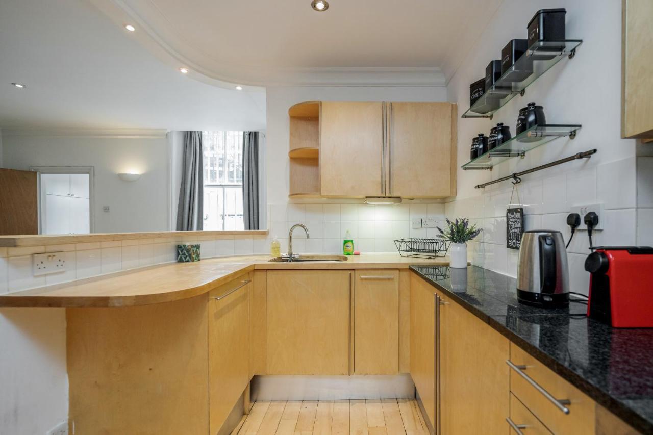 Nevern Square Earl's Court 2 Bed Apartment