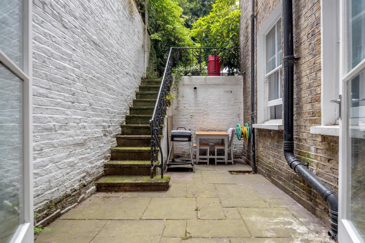Nevern Square Earl's Court 2 Bed *
