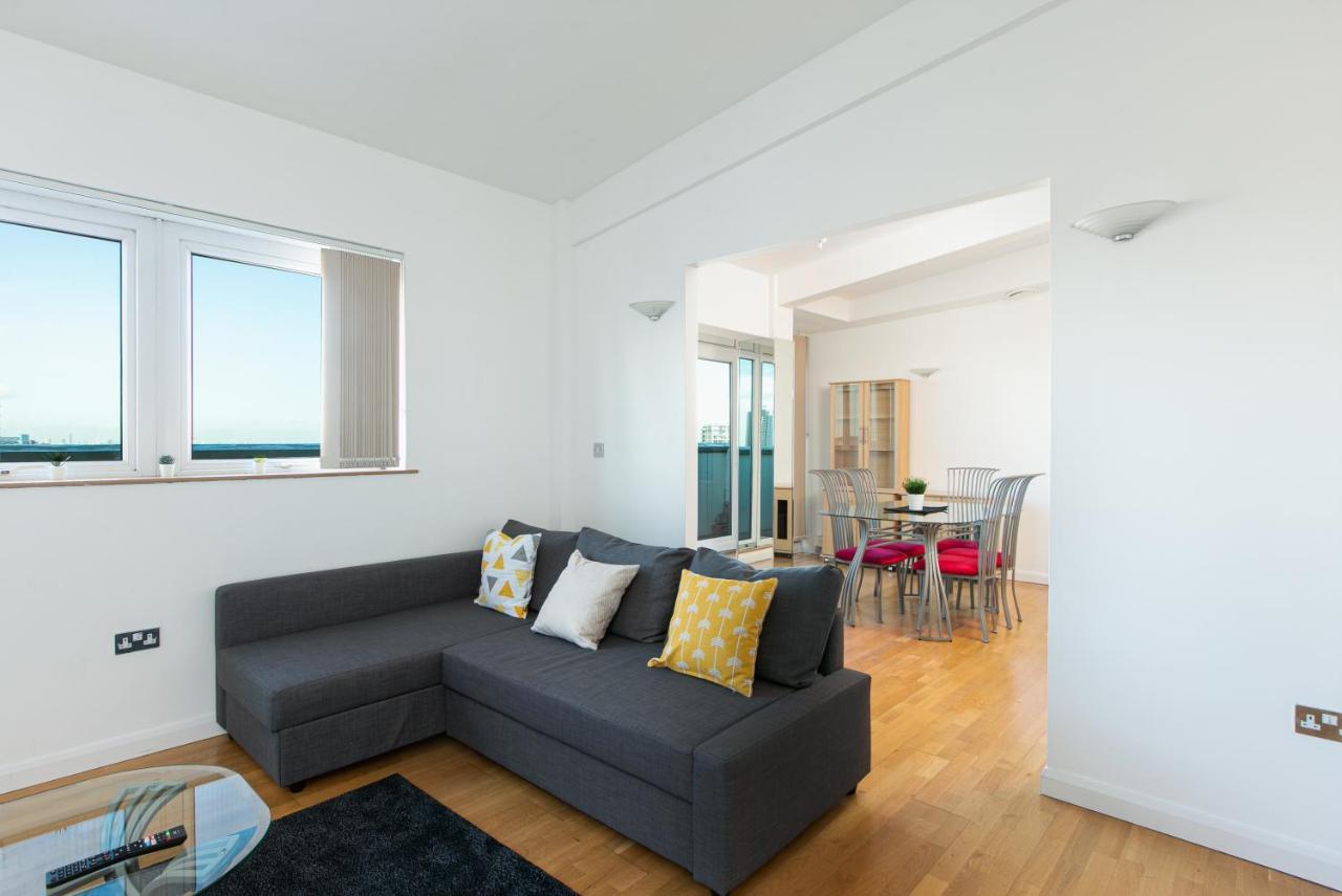 Apartment Skyvillion - 3bed Penthouse Near Airport, O2 Arena, Excel Centre With Parking