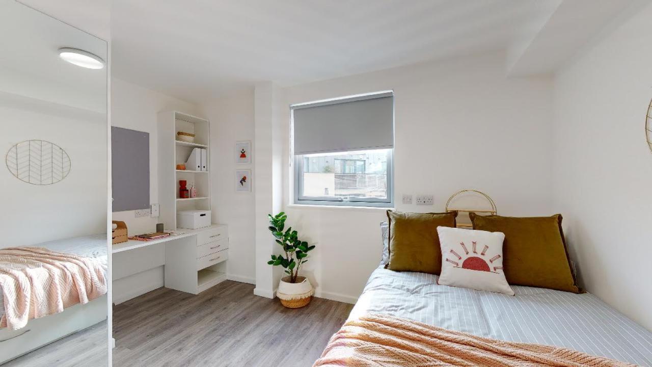 Modern And Stylish Studio At Westcombe House In Greenwich Apartment