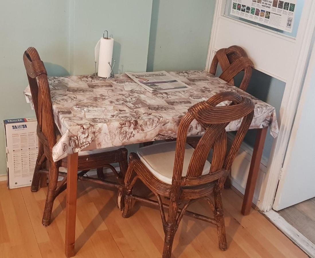 Double In A Cosy Flat In Tooting Homestay *