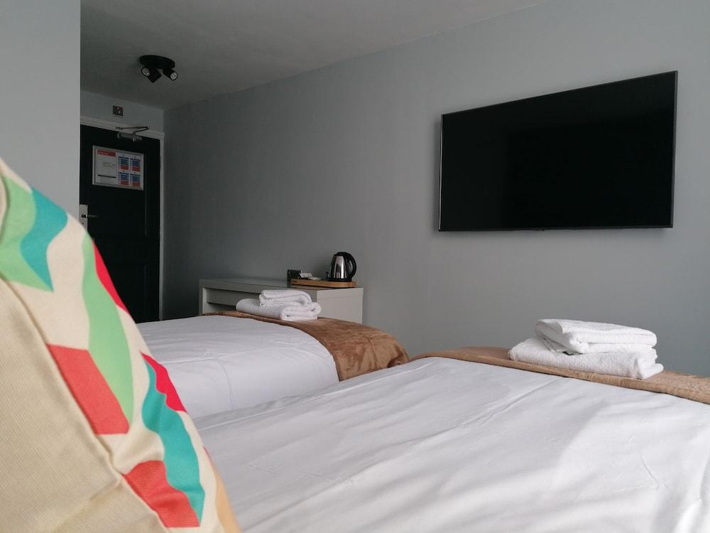 Craven Gardens Hotel London