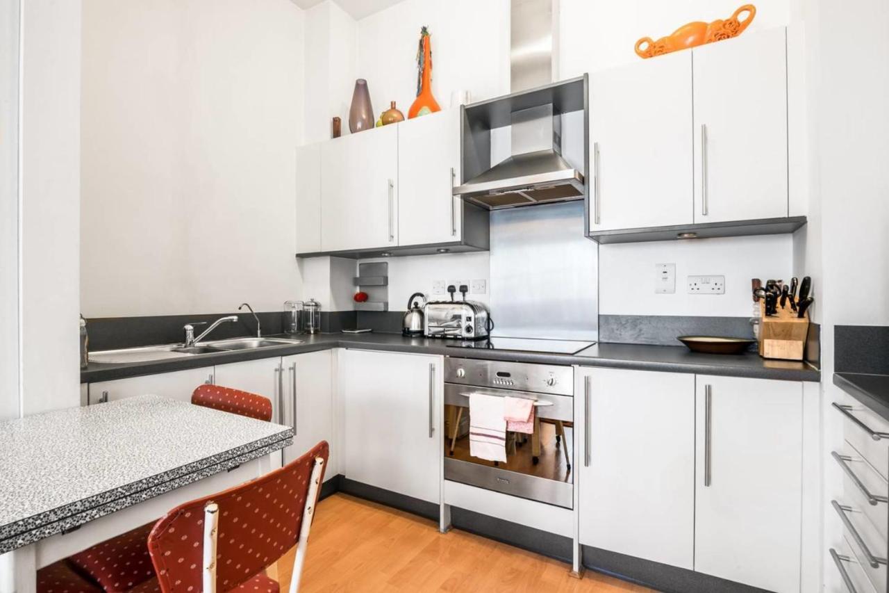 Guestready - Bright 1br Near Arsenal Stadium Wbalcony * London