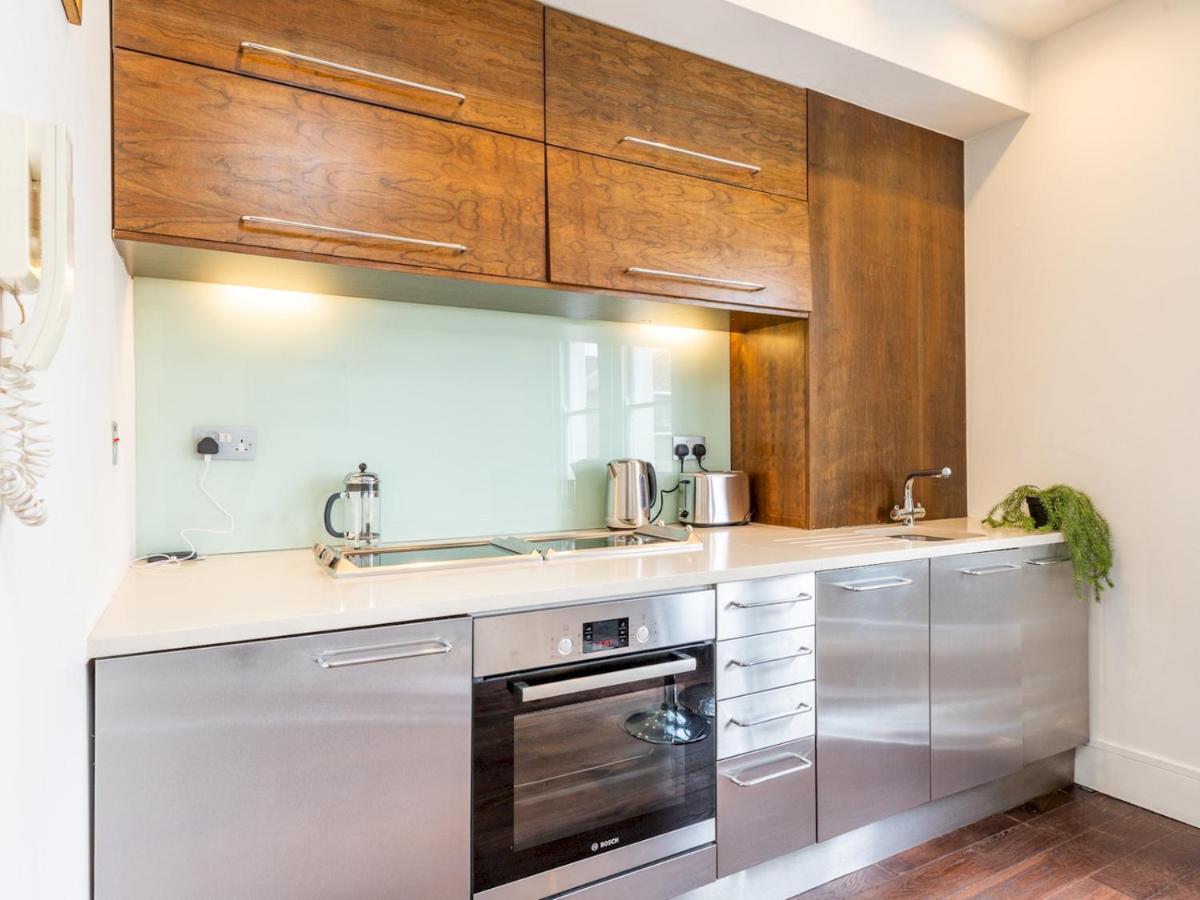 Pass The Keys - Hideaway In The Notting Hill Set London