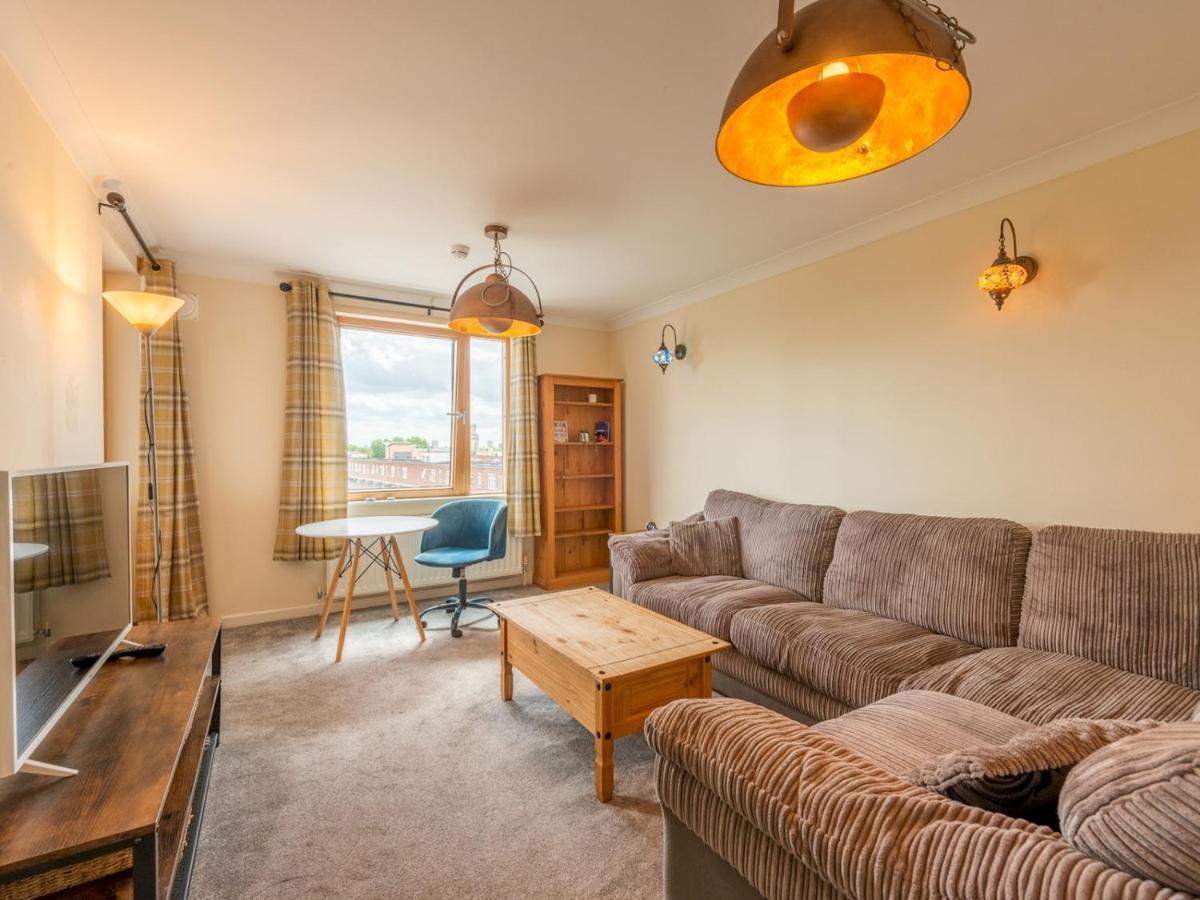 Apartment Pass The Keys Cozy With Private Balcony In Whitechapel