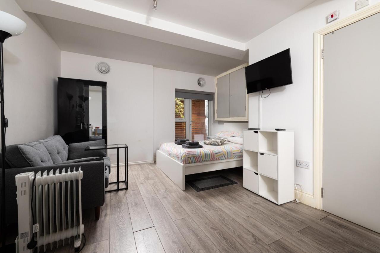 Euston Studio Apartment *