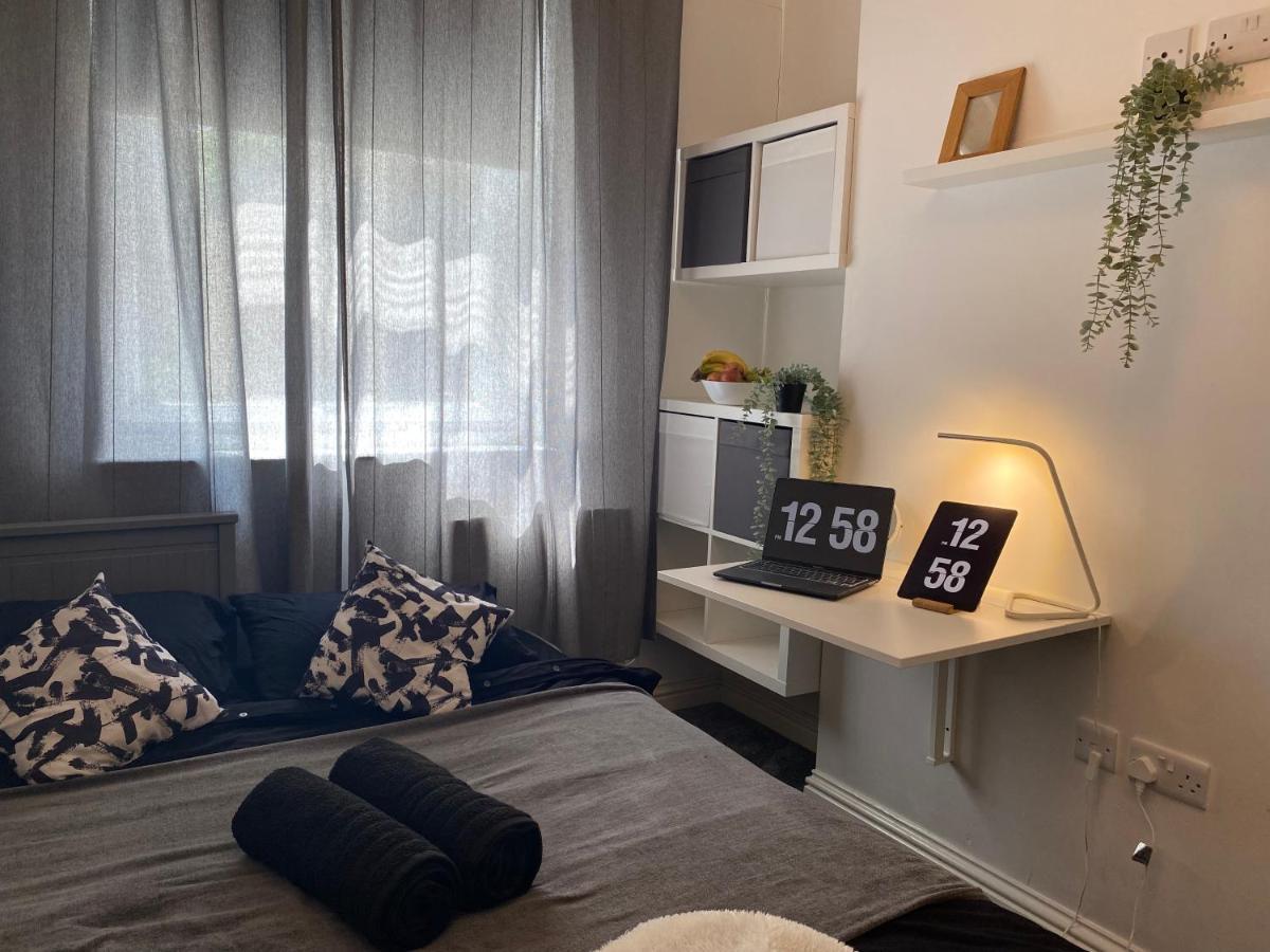 Cosy Flat In Acomodação com café da manhã  Londres