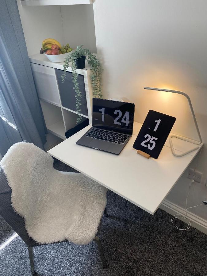 Cosy Flat In * London