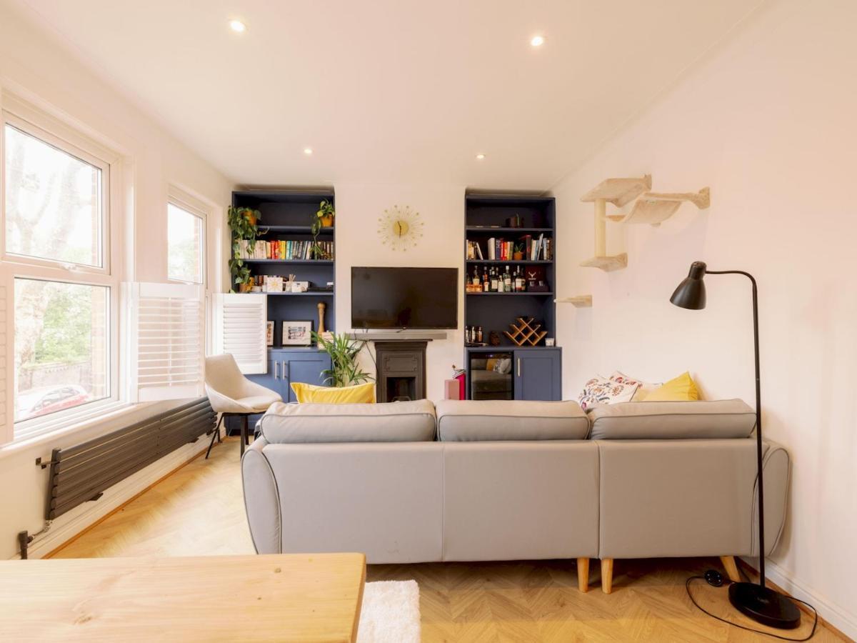 Garden Walthamstow Pass The Keys Apartment London