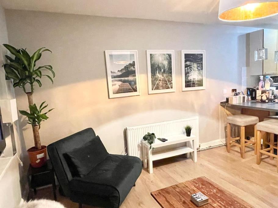 Apartment *new* Beautiful 2 Bedroom House In Location London